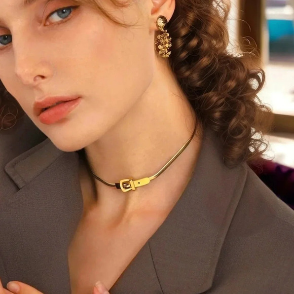 🆕️Buckle Choker Trendy Statement Necklace 18K Gold Plated Stainless Steel - Picture 4 of 15